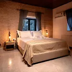 Pine View Boutique Adults Only Saittas