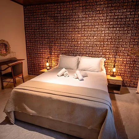 Pine View Boutique Adults Only Saittas