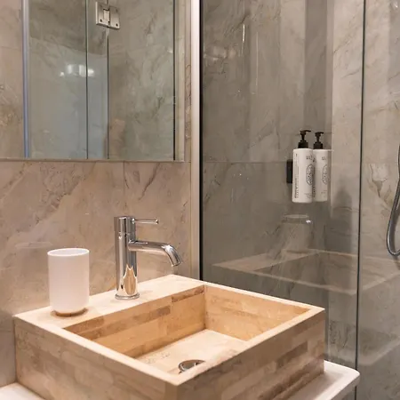 Pine View Boutique Adults Only Saittas